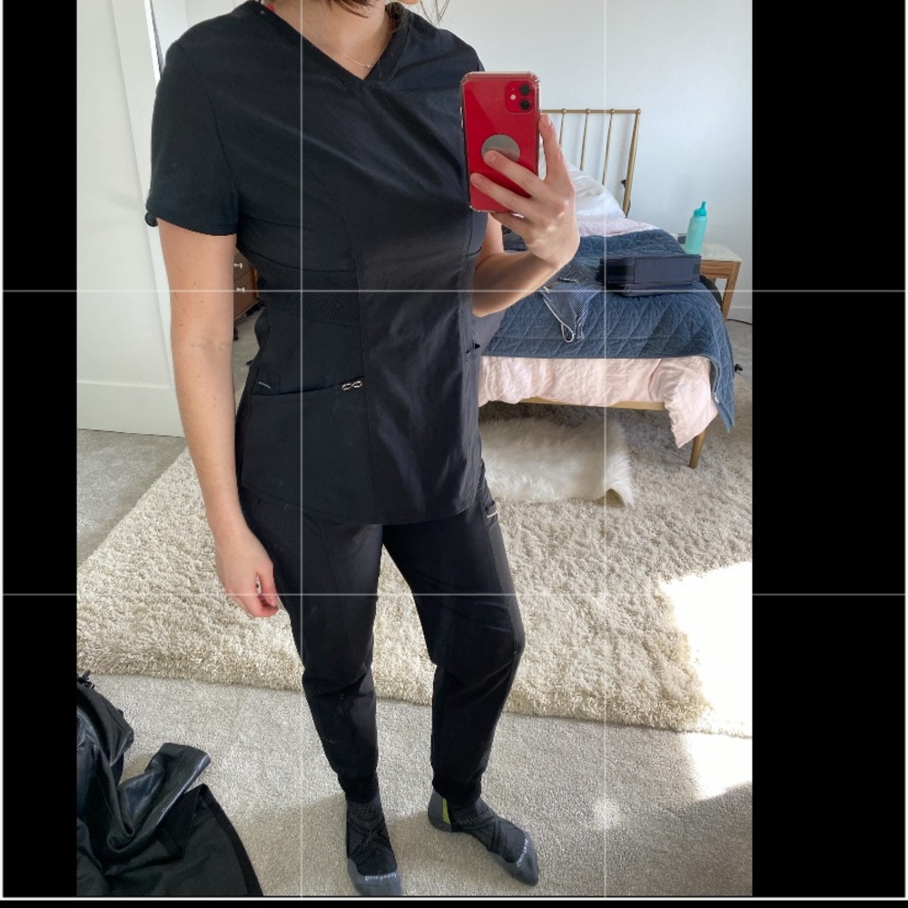 Cherokee infinity scrubs FIGS similar black S